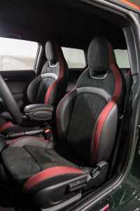 Mini-John-Cooper-Works-Challenge-Edition-22