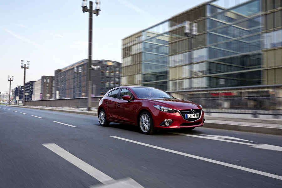 mazda3-2