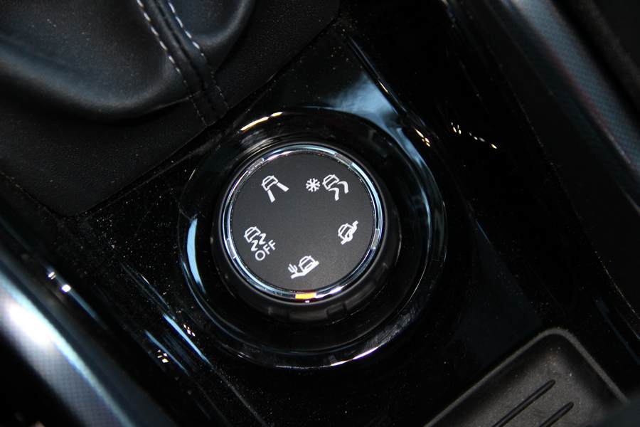 Peugeot 2008 2016 Grip Controllo Trazione