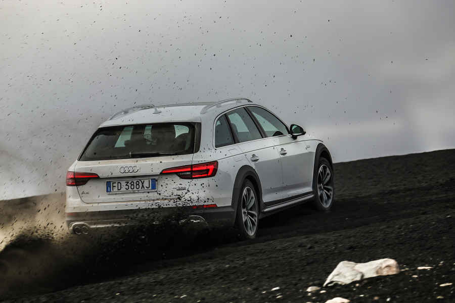 Audi- A4-allroad-quattro-38