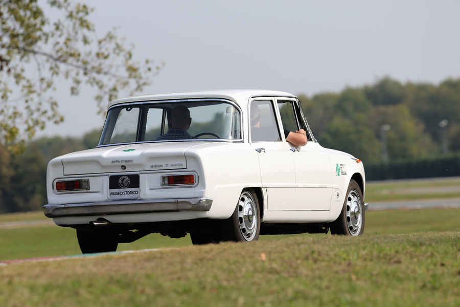 GIULIA-TI-SUPER(1963)