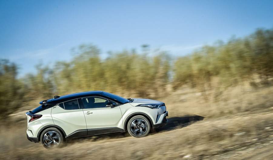 nuovo-toyota-c-hr-25 - Foto 46 della Fotogallery: Nuovo crossover Toyota C-HR