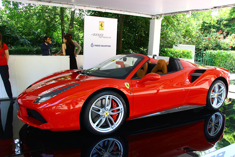 Parco_Valentino_Salone_Auto_2016_Ferrari_113