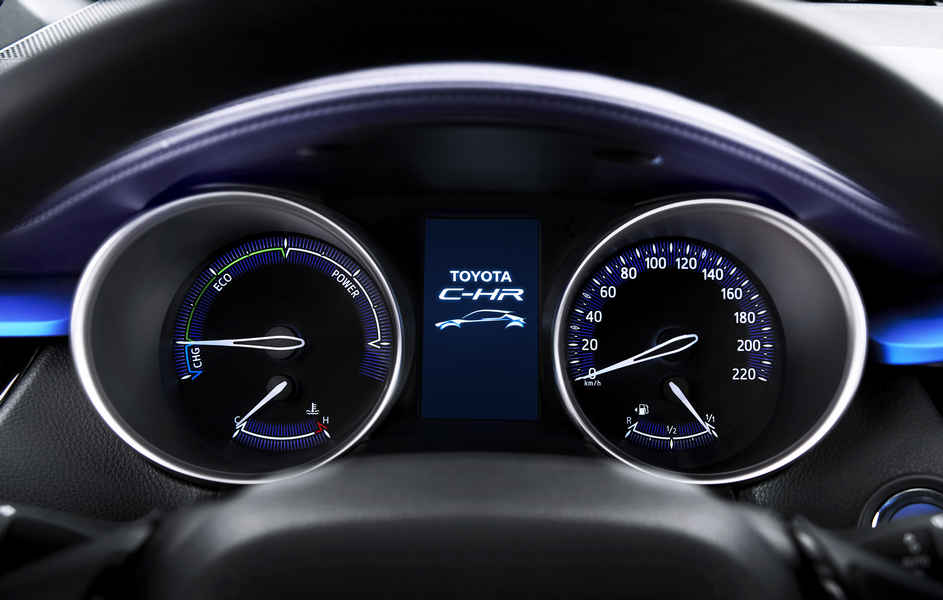 Toyota-C-HR-16