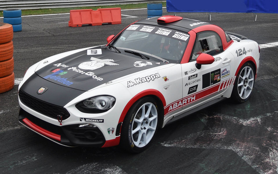 abarth-124-rally-4