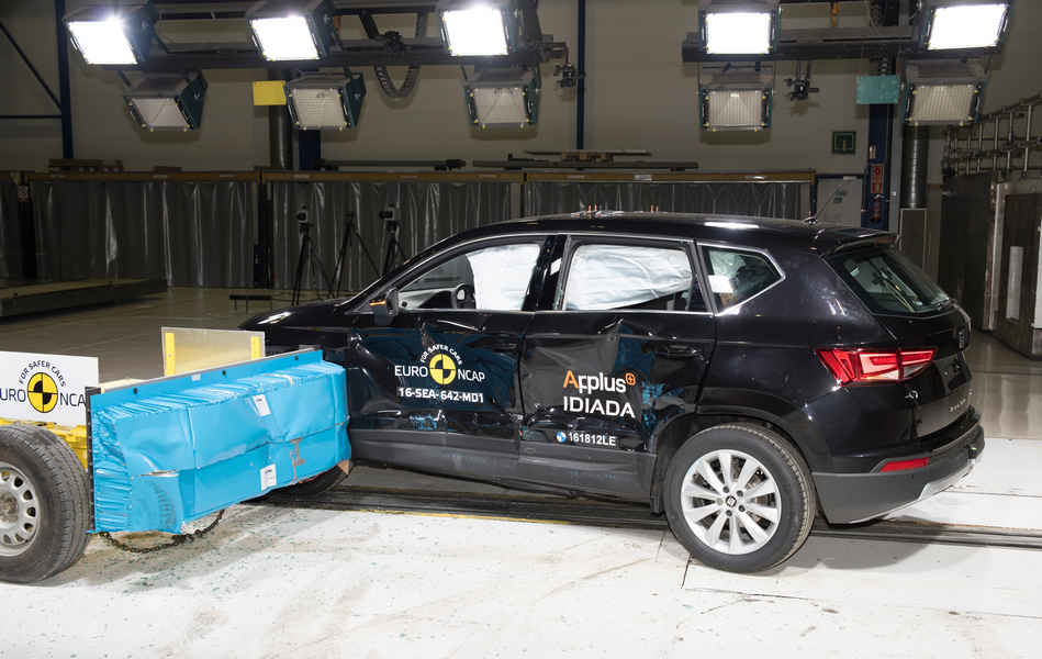 crash-test-euro-ncap-seat-ateca-1