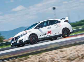 honda-civic-type-r-hungaroring-3