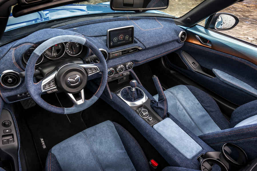 mazda-mx-5-levanto-garage-italia-customs-25