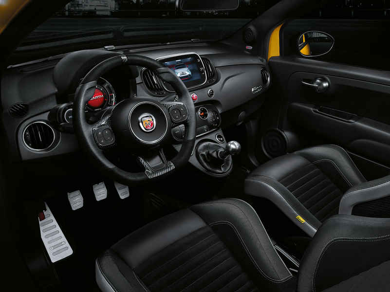 nuova-gamma-abarth-595-17