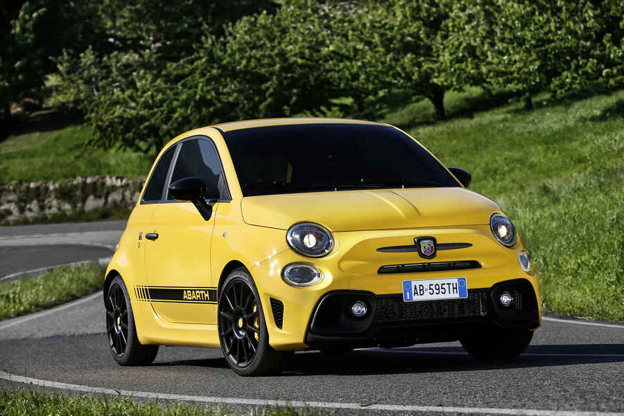 nuova-gamma-abarth-595-3