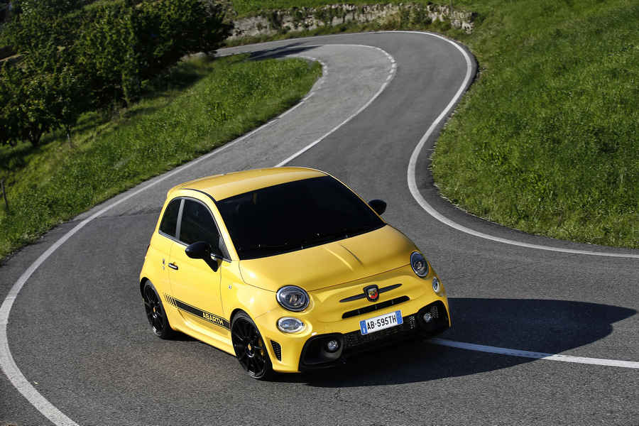 nuova-gamma-abarth-595-4