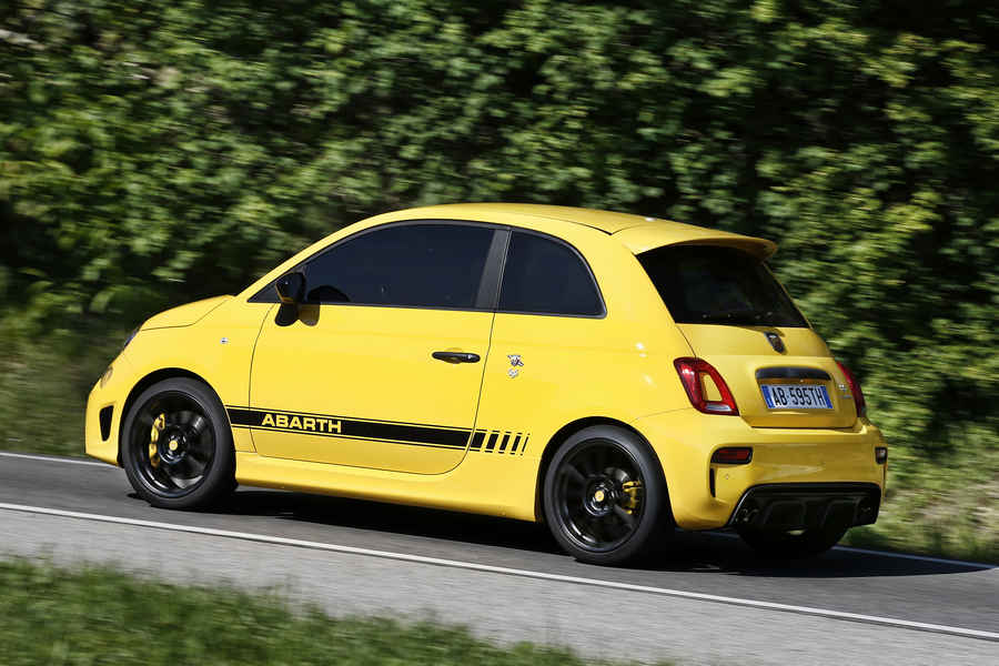 nuova-gamma-abarth-595-5