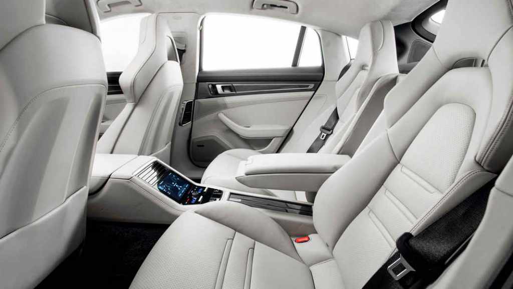 nuova-porsche-panamera-17
