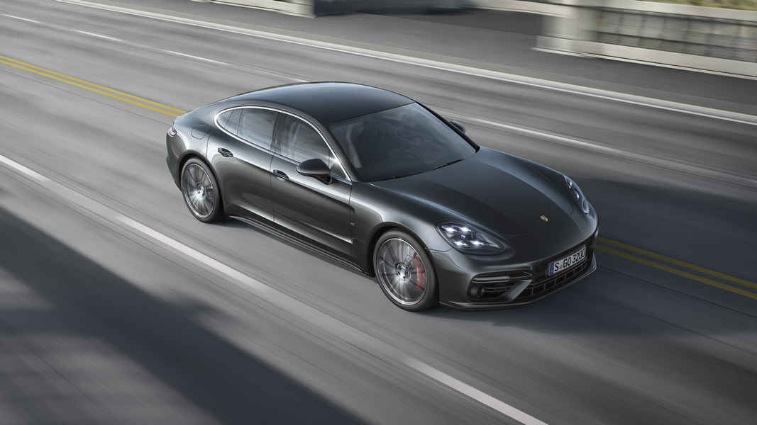 nuova-porsche-panamera-24