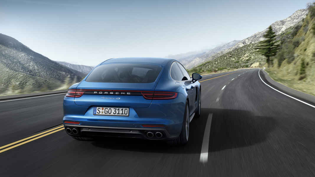 nuova-porsche-panamera-33