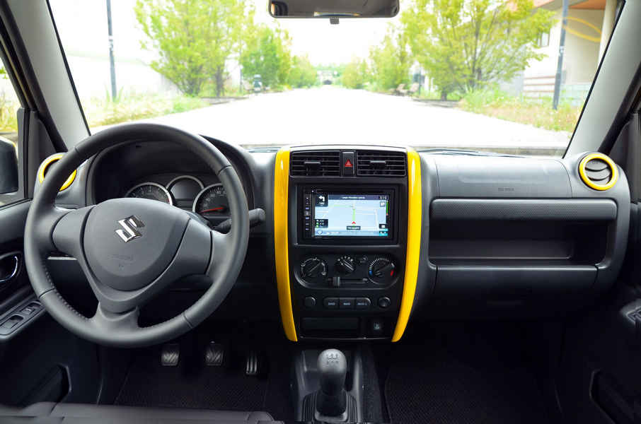 suzuki-jimny-street-4