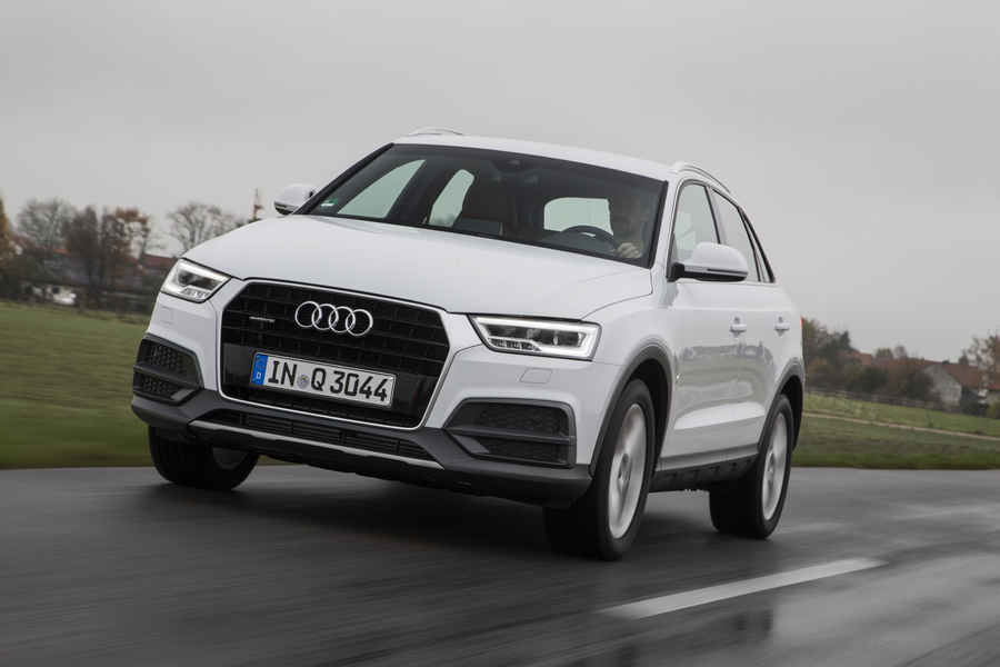 Audi-Q3-16