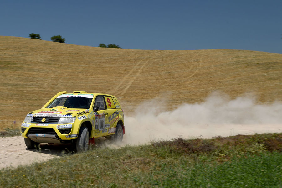 Baja-San-Marino-2016-Suzuki-Gran-Vitara-10