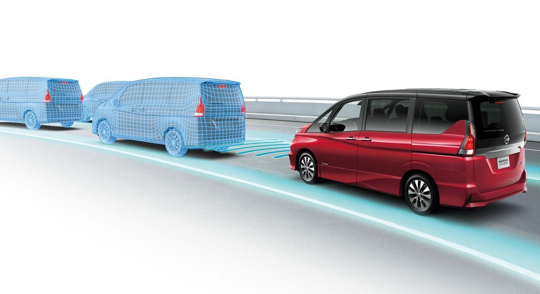 Nissan-Serena-guida-autonoma-ProPilot