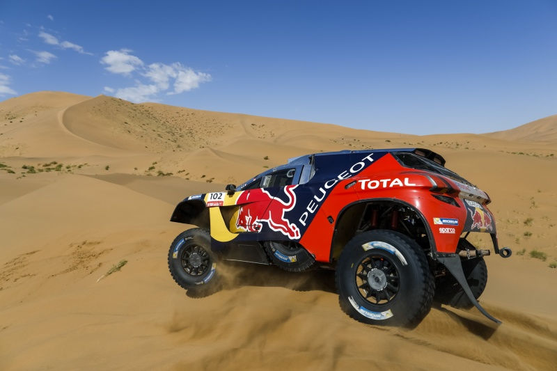 Peugeot-2008-DKR-Silk-Way-Rally-Tappa-13-7