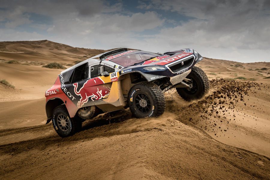 Peugeot-2008-DKR-Silk-Way-Rally-Tappa-14-5