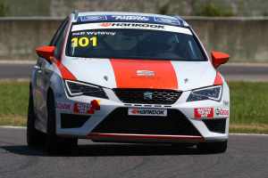 Giampiero Wyhinny ( SEAT Cupra ST-TCS #101)