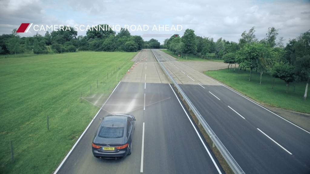 jaguar-land-rover-veicoli-connessi-autonomi-7