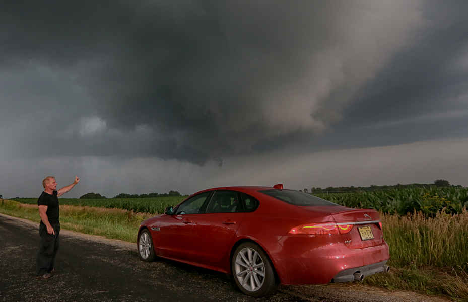Tornado Chase
