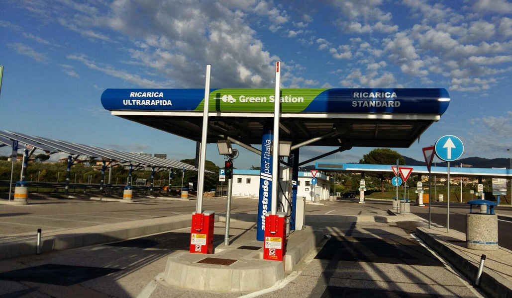 ricarica-rapida-veicoli-elettrici-roma-11