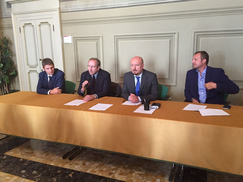 carlucci-toyota-car-sharing-full-hybrid-forli