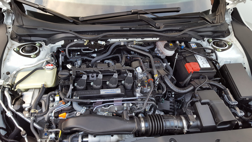 Vano motore VTEC nuova Honda Civic 2017 