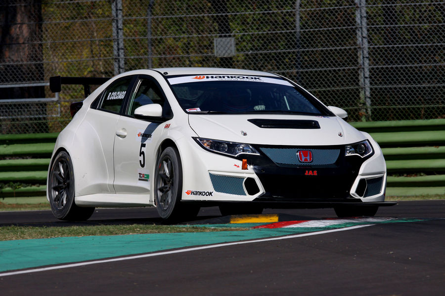 Roberto Colciago (AGS,Honda Civic TCR 2015-TCR #5) +