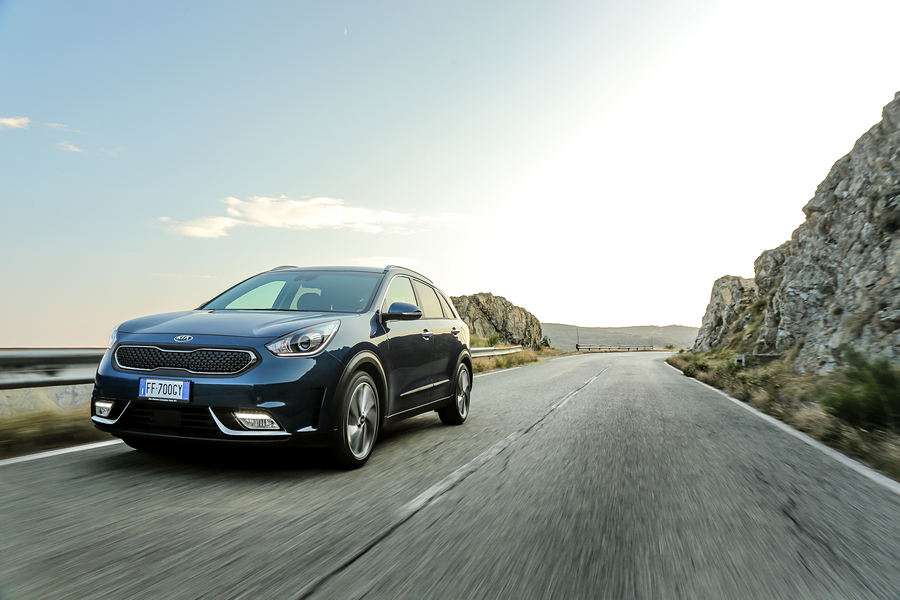 kia_niro_hybrid_presentazione_2016_14