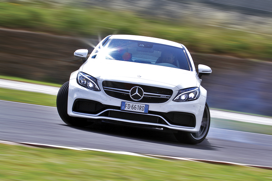 MERCEDES C63S AMG