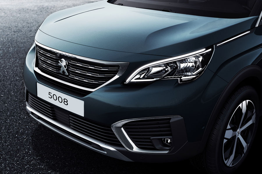 Nuova-Peugeot-5008-1