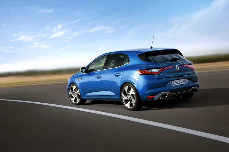 renault-megane-gt-prova-su-strada-3
