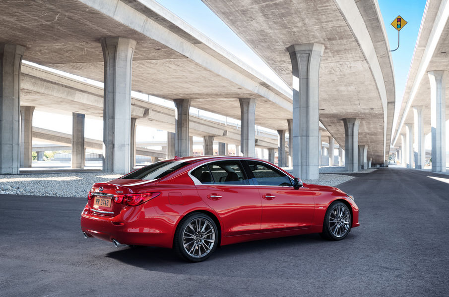 infiniti-q50-parigi-2016-7