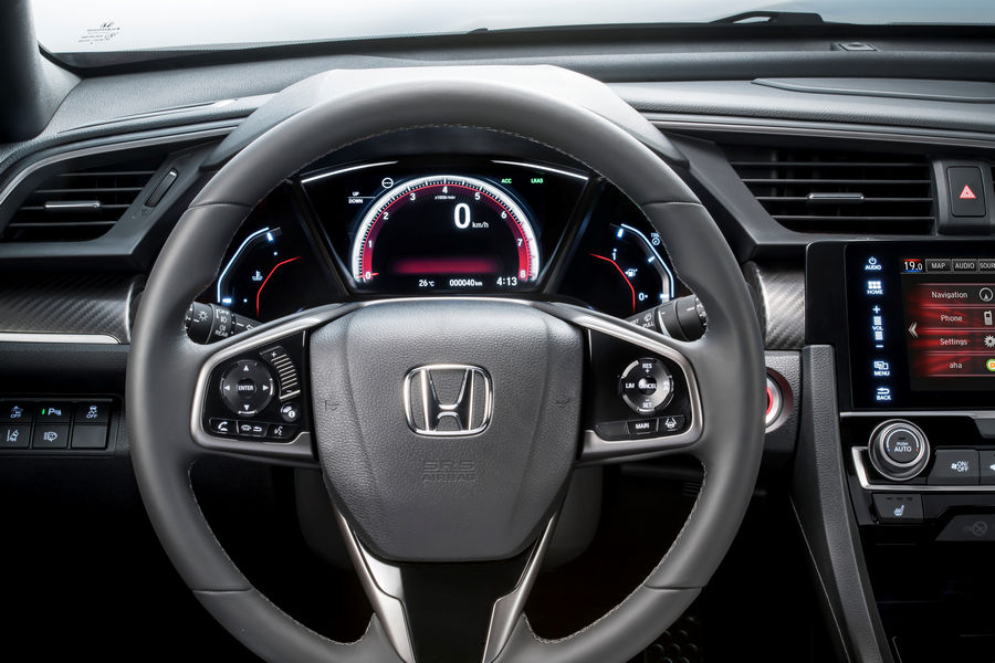 Volante, abitacolo nuova Honda Civic 2017  