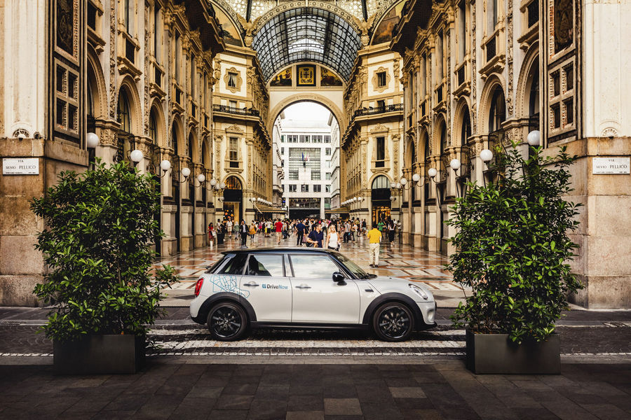 DriveNow, il car sharing nato dalla joint venture tra BMW Group