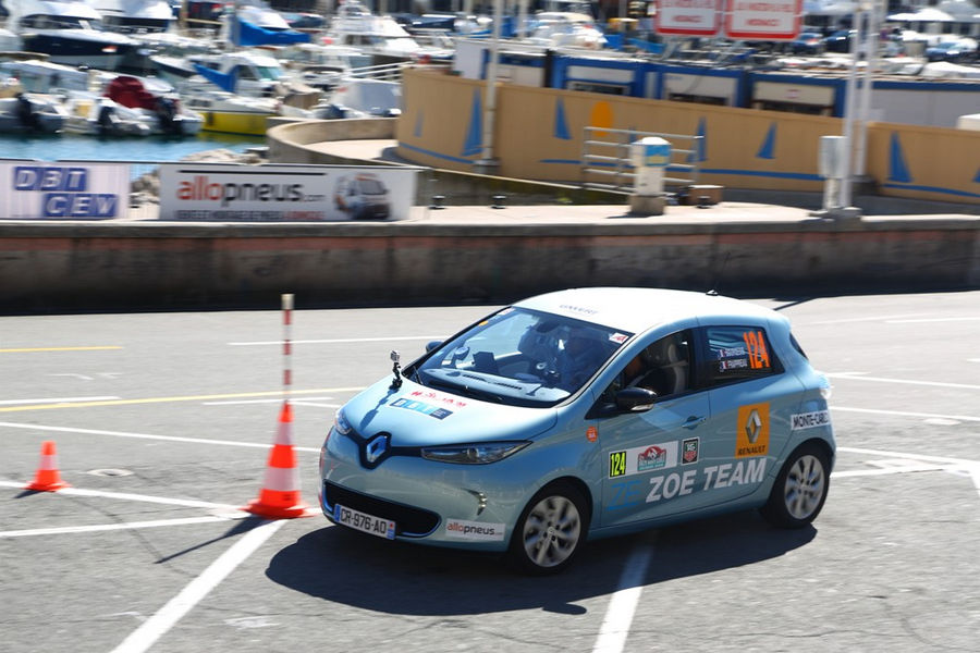 renault-zoe-rally-montecarlo