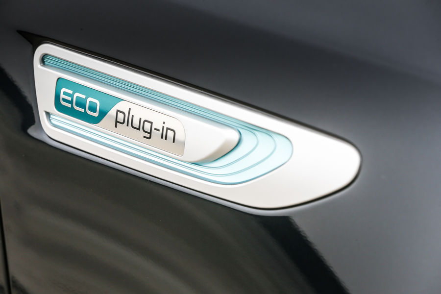 kia-optima-phev-ibrida-plug-in-33