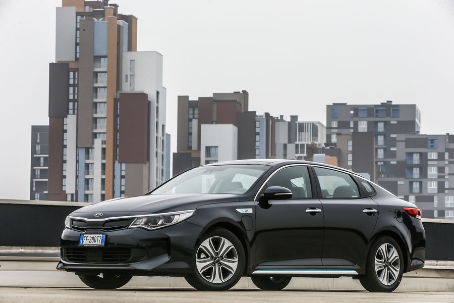 kia-optima-phev-ibrida-plug-in-6