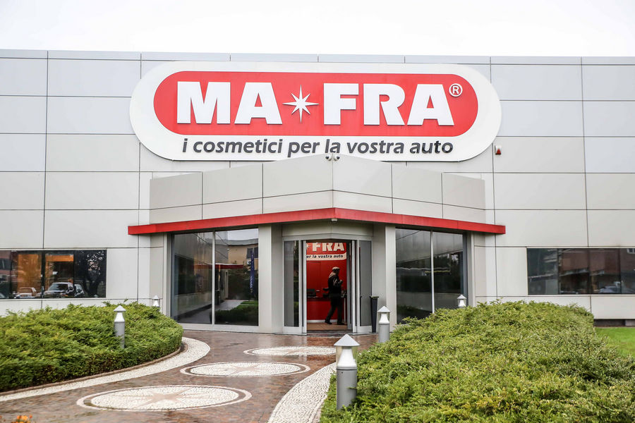 ma-fra-cura-pulizia-auto-15