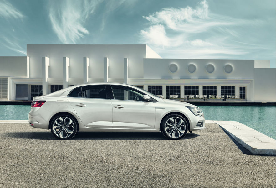 renault-megane-grand-coupe-14