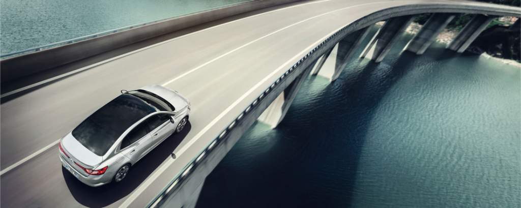renault-megane-grand-coupe-17