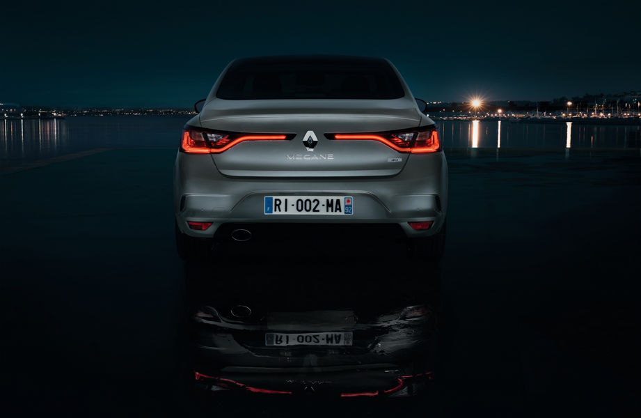 renault-megane-grand-coupe-9