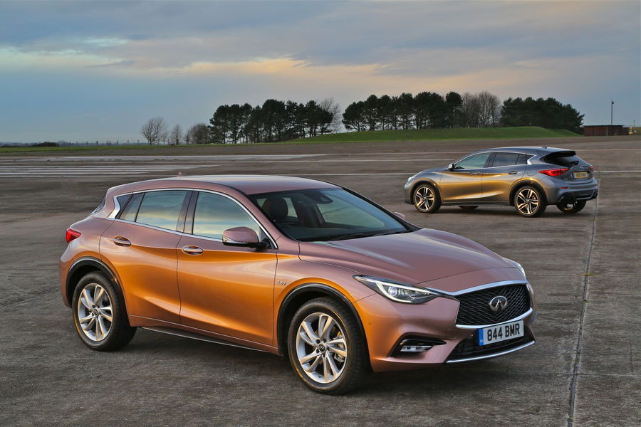 infiniti-q30