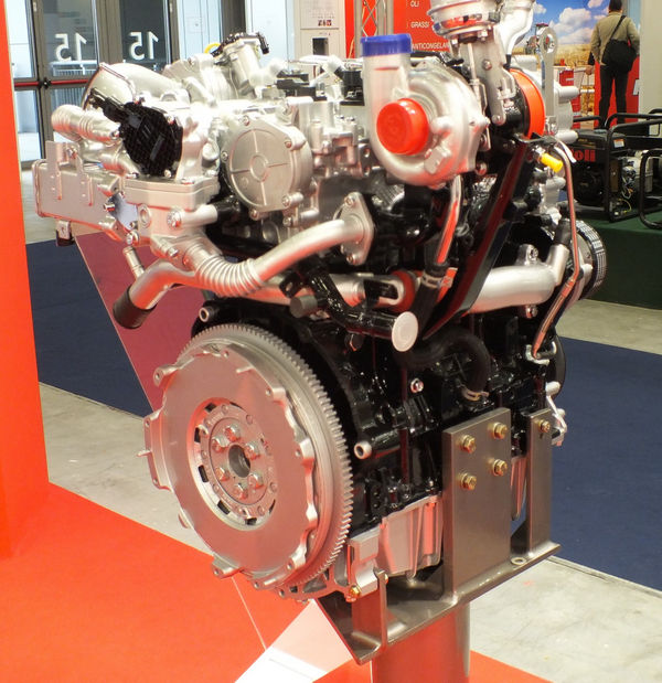 mahindra-mhawk-2-2-euro-6-140-cv
