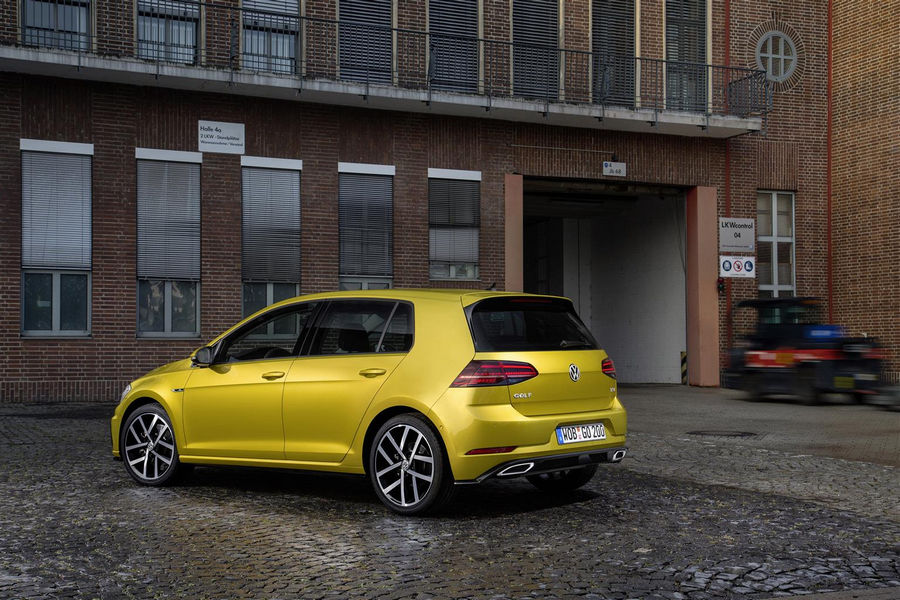 nuova-volkswagen-golf-2017-19