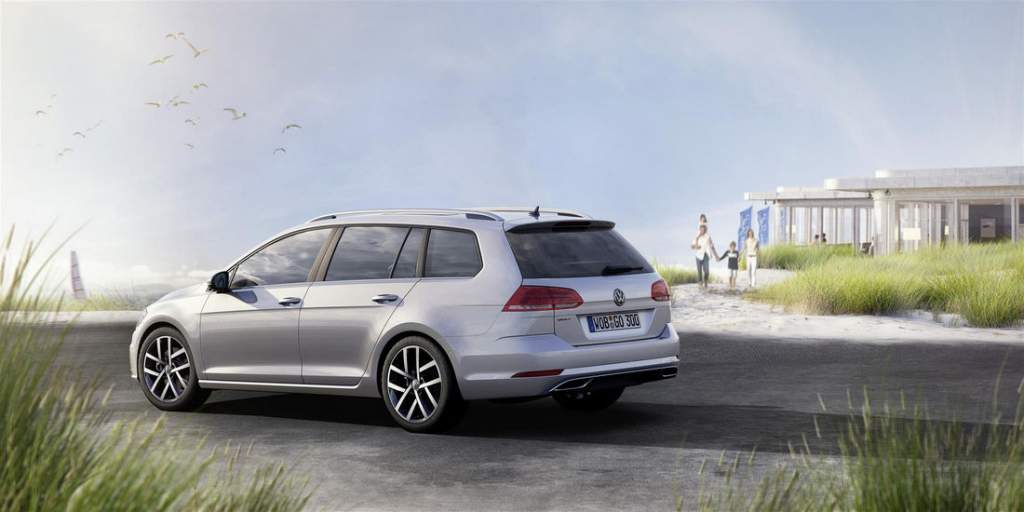 nuova-volkswagen-golf-2017-30